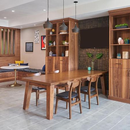 Four Points By Sheraton Chicago Schaumburg Buitenkant foto